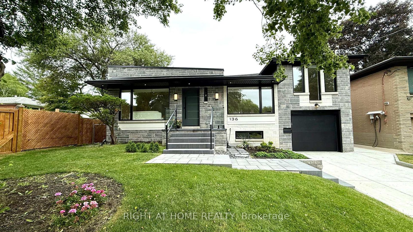 136 Santa Barbara Road, Willowdale West, Toronto 