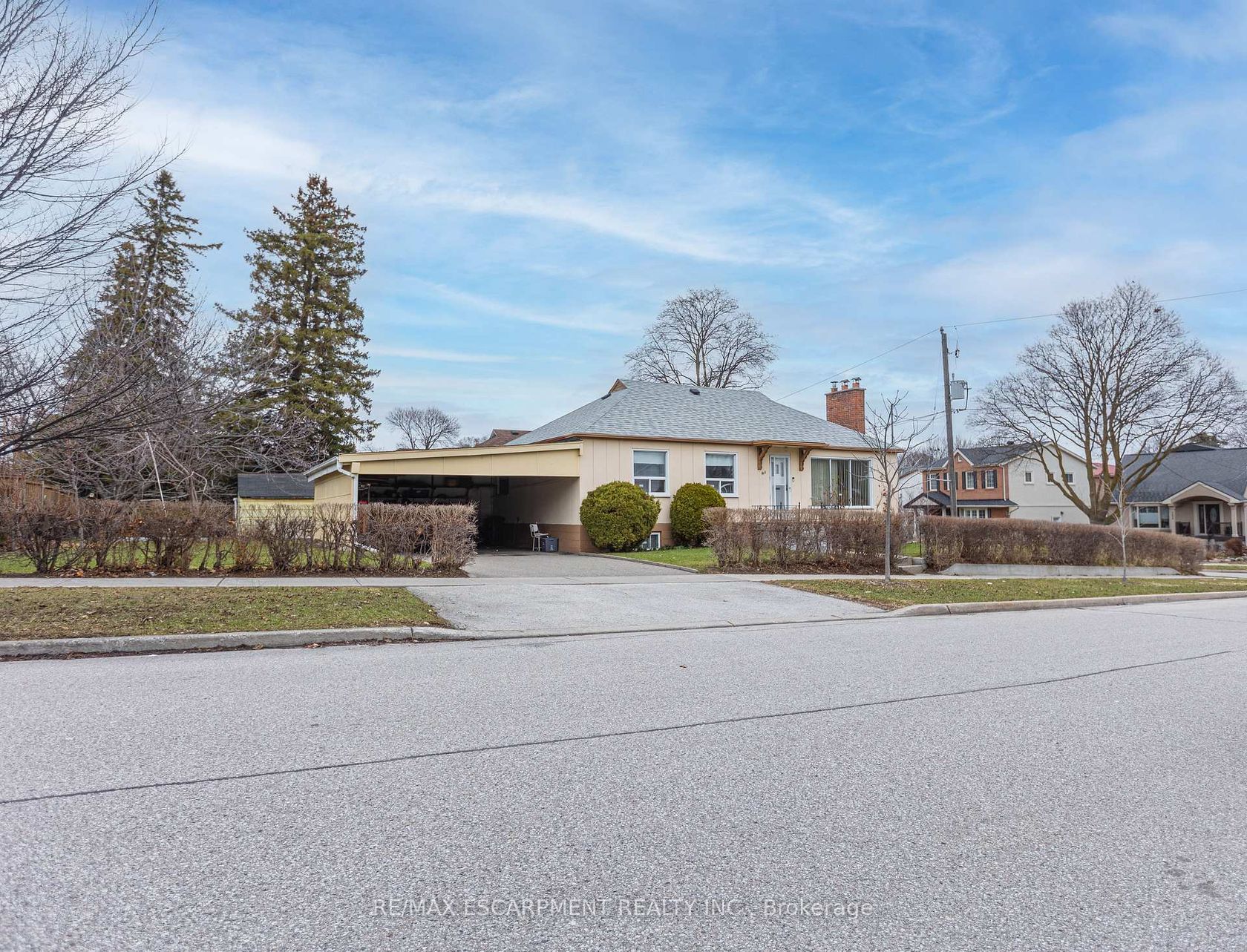 1 Snaresbrook Drive, Kipling, Toronto 