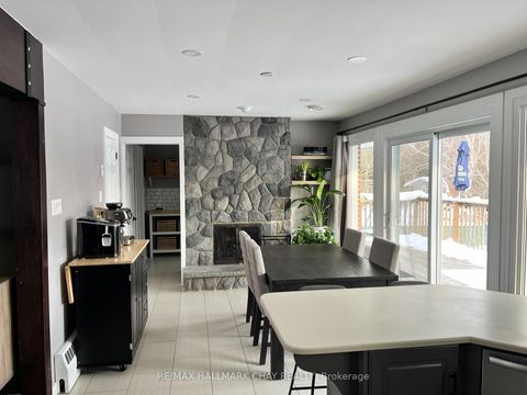 Photo 4 at 595 Big Bay Point Road E, Bayshore, Barrie