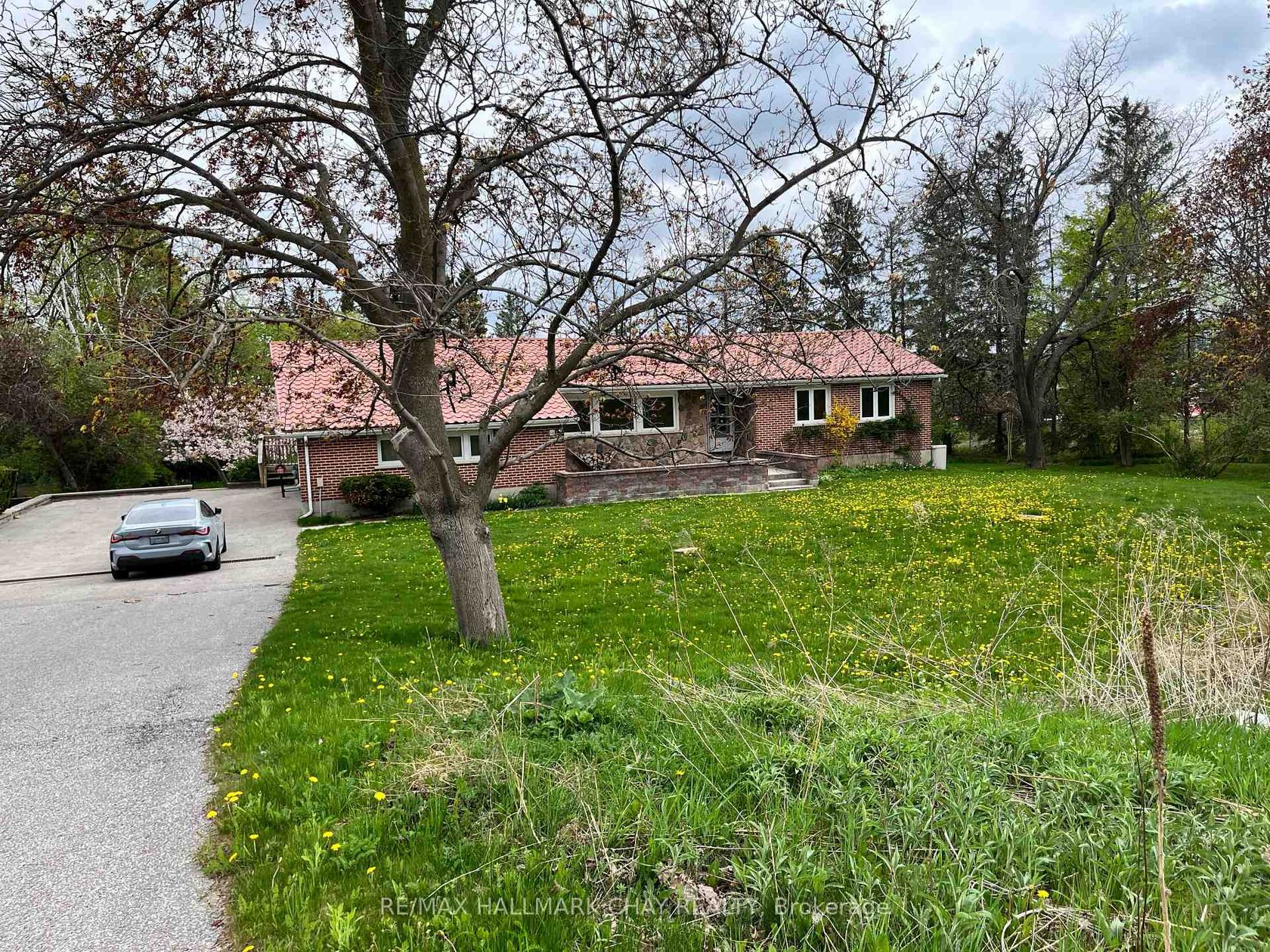 595 Big Bay Point Road E, Bayshore, Barrie photo number 2