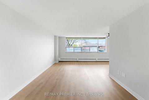 Photo 5 at 105 - 5 Frith Road, Jane Heights, Toronto