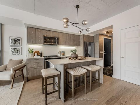 Photo 2 at 201 - 630 Kingston Road, The Beaches, Toronto