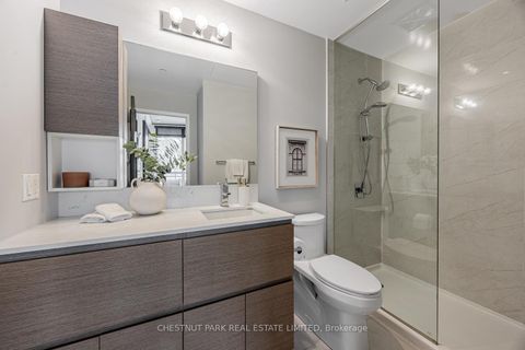 Photo 7 at 201 - 630 Kingston Road, The Beaches, Toronto