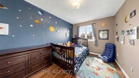 Photo 23 at 36 Keystar Court, Vellore Village, Vaughan