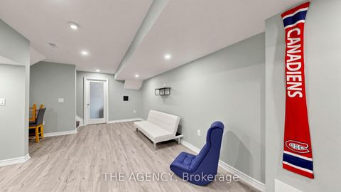 Photo 28 at 36 Keystar Court, Vellore Village, Vaughan