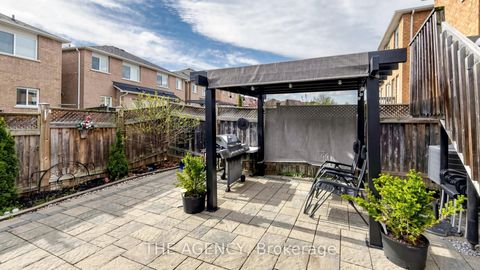 Photo 36 at 36 Keystar Court, Vellore Village, Vaughan