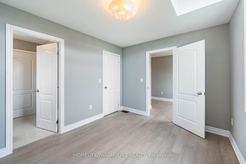 Photo 20 at 121 Highmark Drive, Vellore Village, Vaughan