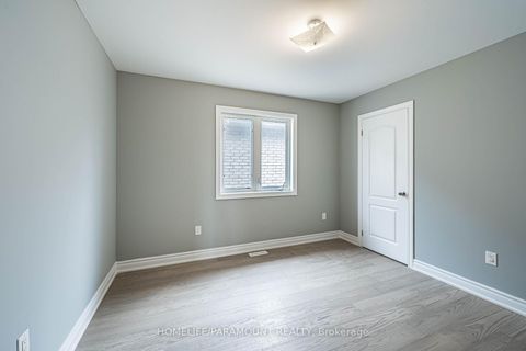 Photo 24 at 121 Highmark Drive, Vellore Village, Vaughan