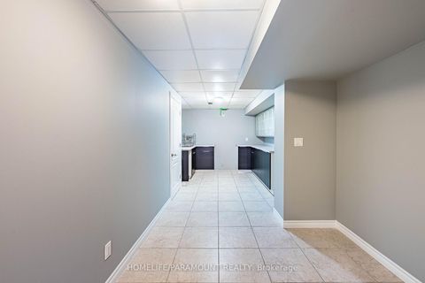 Photo 28 at 121 Highmark Drive, Vellore Village, Vaughan
