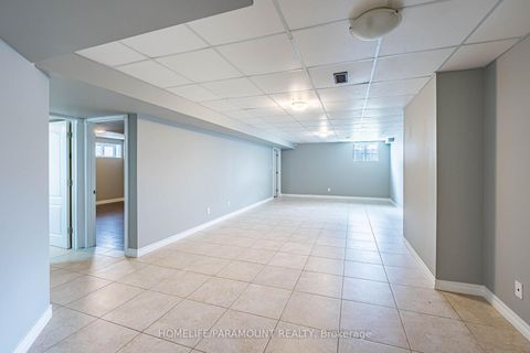 Photo 29 at 121 Highmark Drive, Vellore Village, Vaughan