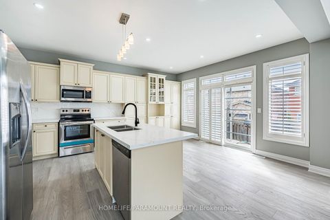 Photo 36 at 121 Highmark Drive, Vellore Village, Vaughan