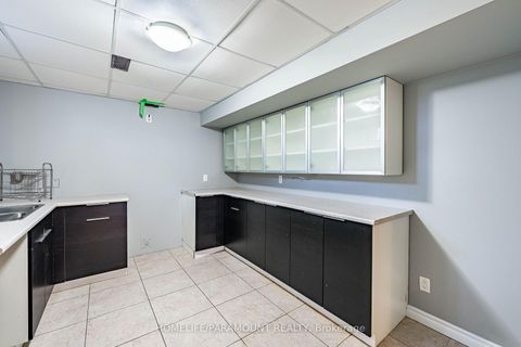 Photo 45 at 121 Highmark Drive, Vellore Village, Vaughan