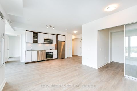 Photo 4 at 1402 - 543 Richmond Street W, Waterfront Communities C1, Toronto