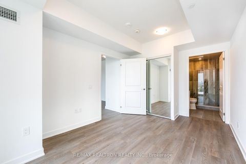 Photo 7 at 1402 - 543 Richmond Street W, Waterfront Communities C1, Toronto