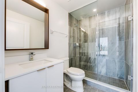 Photo 8 at 1402 - 543 Richmond Street W, Waterfront Communities C1, Toronto