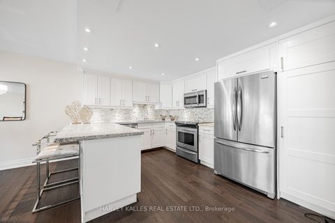 Photo 17 at 108 - 18 Lower Village Gate, Forest Hill South, Toronto
