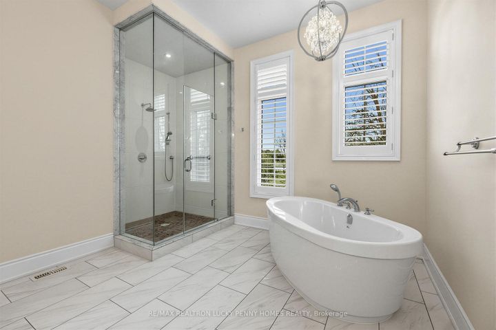 Photo 19 at 15 Tralee Court, Angus Glen, Markham