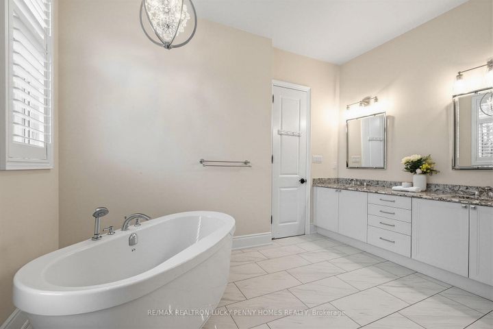 Photo 20 at 15 Tralee Court, Angus Glen, Markham