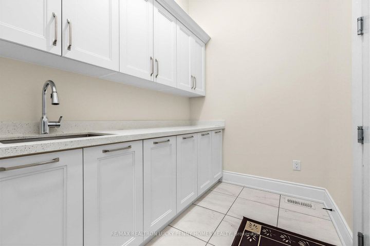Photo 31 at 15 Tralee Court, Angus Glen, Markham