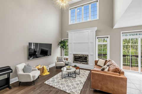 Photo 7 at 15 Tralee Court, Angus Glen, Markham