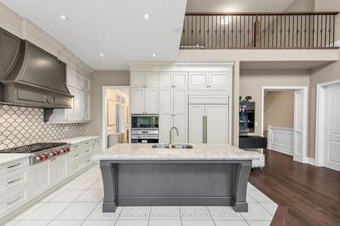 Photo 10 at 15 Tralee Court, Angus Glen, Markham