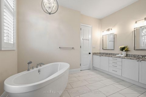 Photo 20 at 15 Tralee Court, Angus Glen, Markham