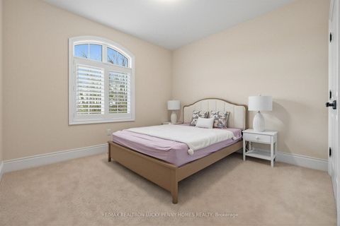Photo 26 at 15 Tralee Court, Angus Glen, Markham