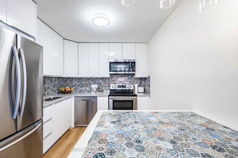 Photo 15 at 409 - 3559 Eglinton Avenue W, Mount Dennis, Toronto
