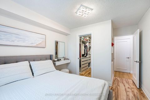 Photo 22 at 409 - 3559 Eglinton Avenue W, Mount Dennis, Toronto