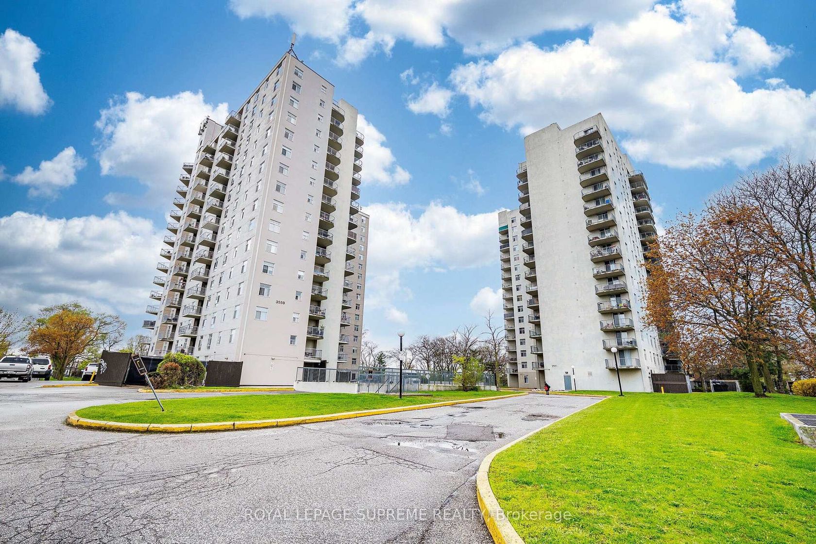 409 - 3559 Eglinton Avenue W, Mount Dennis, Toronto photo 8