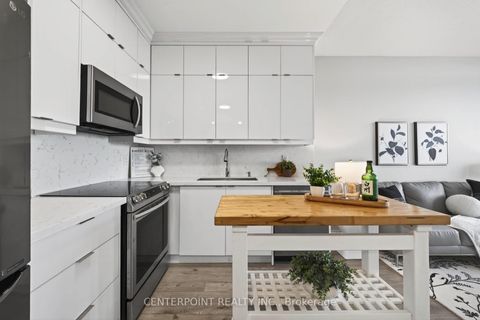Photo 7 at 1009 - 30 Canterbury Place, Willowdale West, Toronto