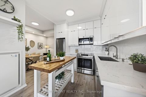 Photo 9 at 1009 - 30 Canterbury Place, Willowdale West, Toronto