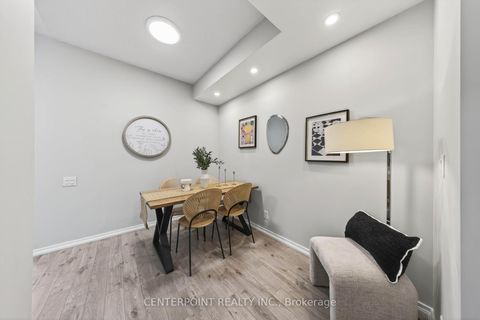 Photo 17 at 1009 - 30 Canterbury Place, Willowdale West, Toronto
