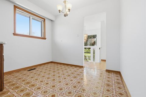 Photo 12 at 228 Andrew Park, West Woodbridge, Vaughan