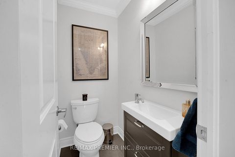 Photo 16 at 27 Powseland Crescent, West Woodbridge, Vaughan