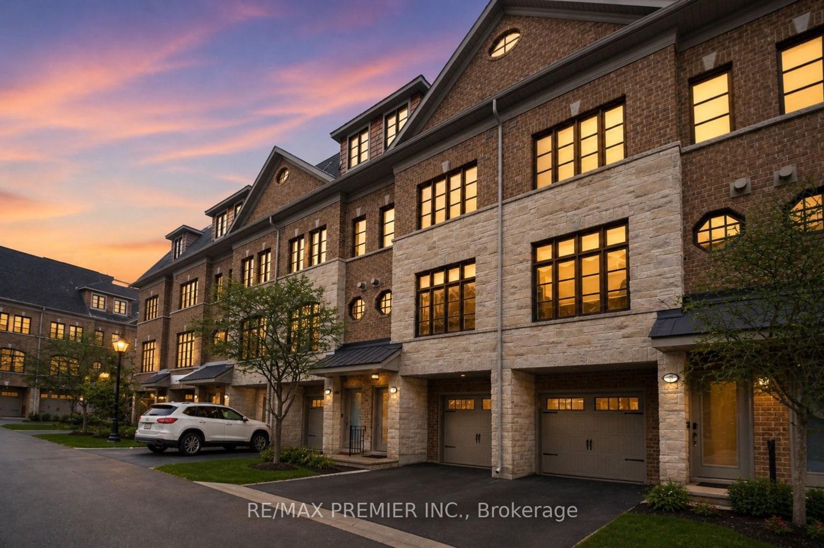 27 Powseland Crescent, West Woodbridge, Vaughan photo number 2