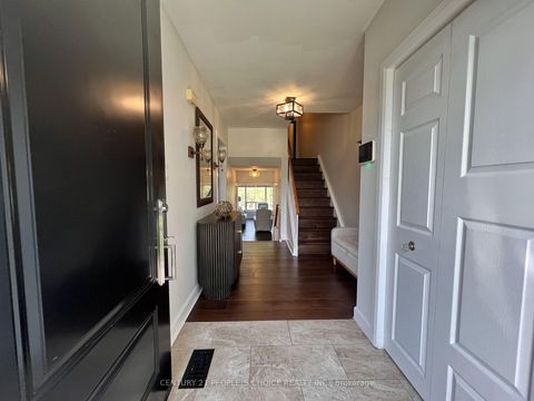 Photo 2 at 73 Newlin Crescent, Jane Heights, Toronto