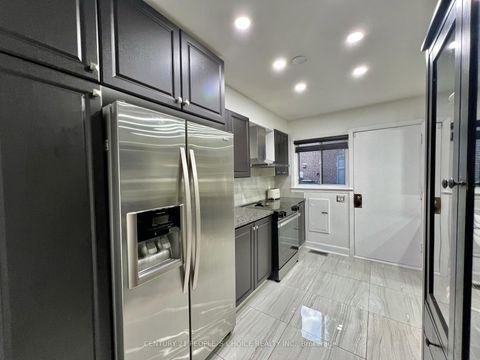 Photo 4 at 73 Newlin Crescent, Jane Heights, Toronto
