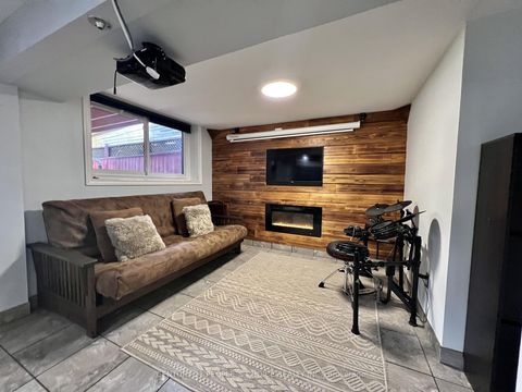 Photo 21 at 73 Newlin Crescent, Jane Heights, Toronto