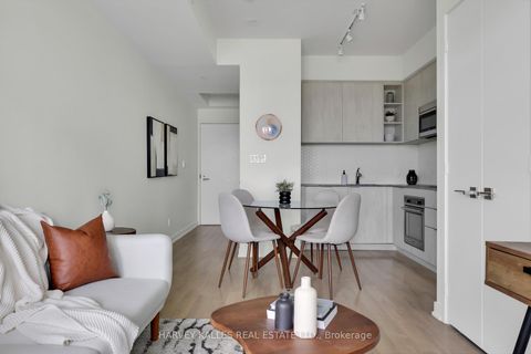 Photo 6 at 1608 - 50 Ordnance Street, Niagara, Toronto
