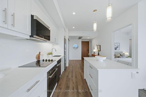 Photo 11 at 305 - 1316 Kingston Road, Cliffside, Toronto
