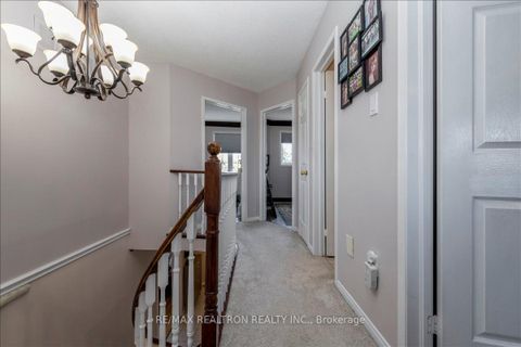 Photo 14 at 16 Bear Creek Drive, Holly, Barrie