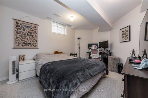 Photo 27 at 16 Bear Creek Drive, Holly, Barrie