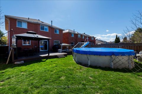 Photo 32 at 16 Bear Creek Drive, Holly, Barrie