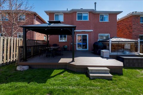 Photo 33 at 16 Bear Creek Drive, Holly, Barrie
