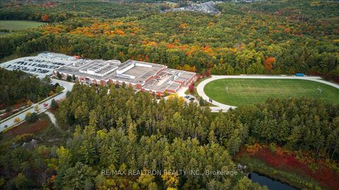 Photo 39 at 16 Bear Creek Drive, Holly, Barrie