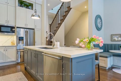 Photo 10 at 56 Laburnham Avenue, Long Branch, Toronto