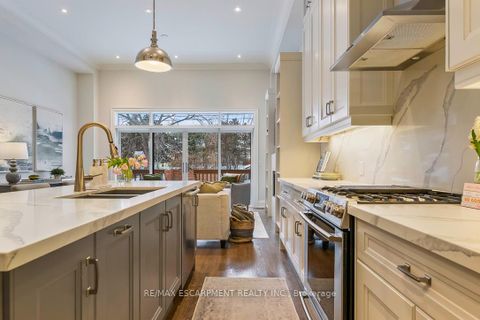 Photo 11 at 56 Laburnham Avenue, Long Branch, Toronto