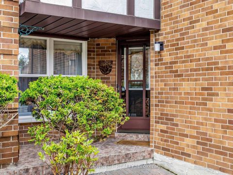 Photo 2 at 60 Starspray Boulevard, Rouge E10, Toronto