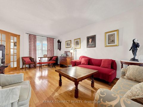 Photo 3 at 60 Starspray Boulevard, Rouge E10, Toronto